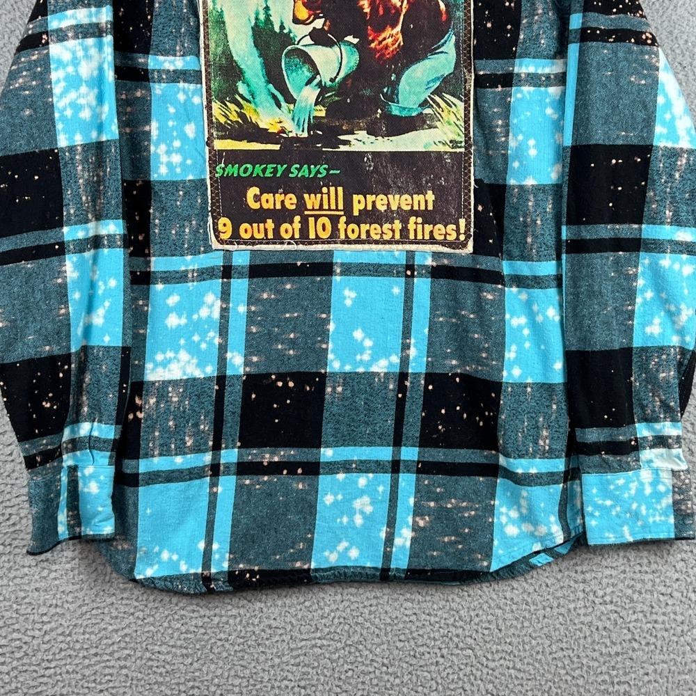 Angry Minnow Soft Brushed Flannel Shirt Smokey the Bear Men's Large Blue Plaid - Picture 3 of 12